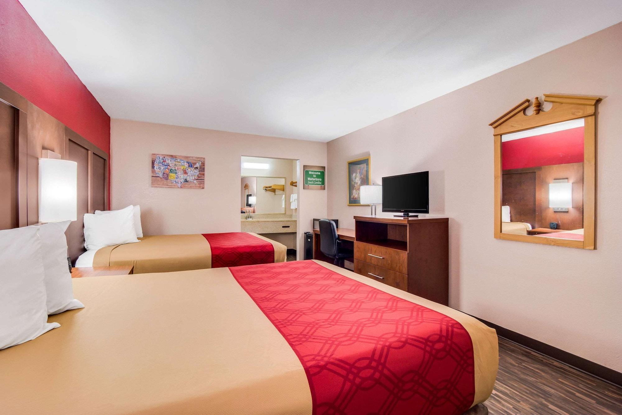 Econo Lodge Walterboro Eksteriør billede